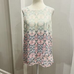 Cabi Style Women's White Pink Mosaic Print Sleeveless Tiered Blouse S (A0127)